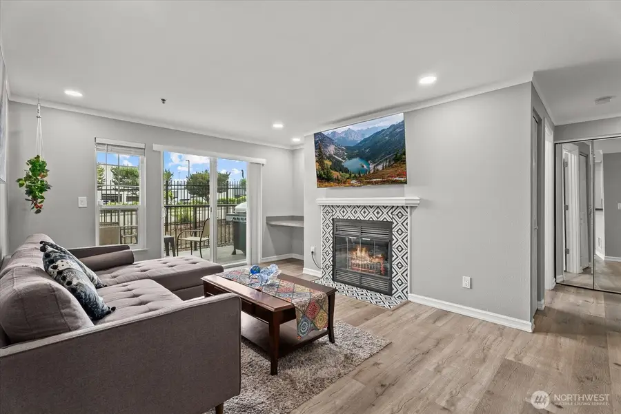 215 100th Street Sw #A106, Everett, WA 98204 - #2