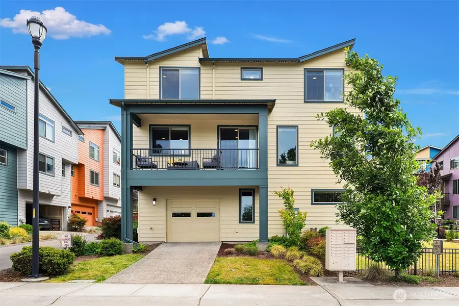 9796 11th Avenue Sw, Seattle, WA 98106 - #2