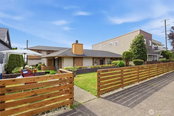 2510 Rucker Avenue #2, Everett, WA 98201