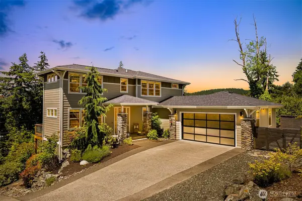 1221 34th Street, Bellingham, WA 98229