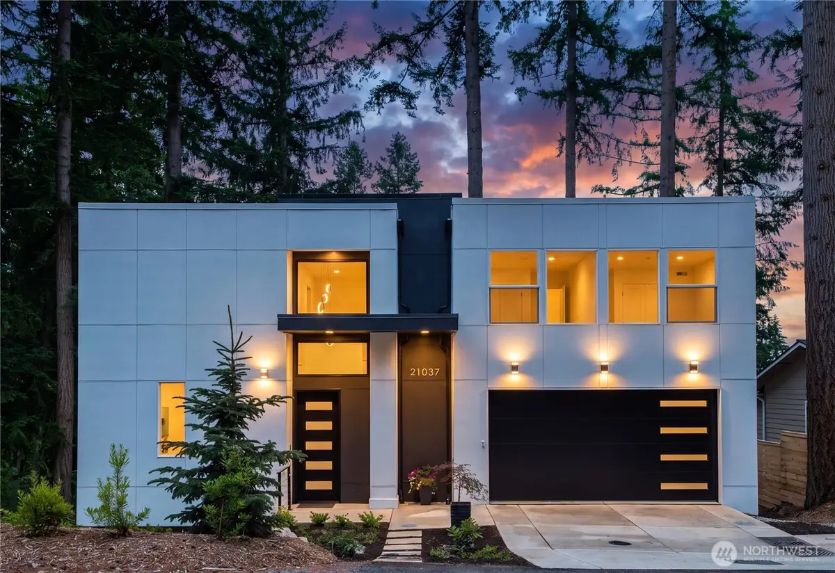 21037 NE 15th Street, Sammamish, WA 98074 - #1