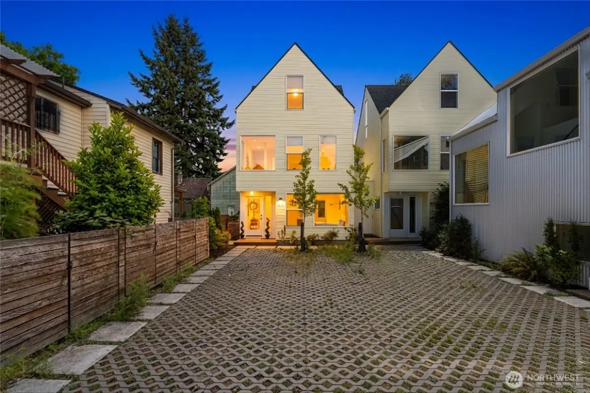 1821 S Lane Street, Seattle, WA 98144 - #1