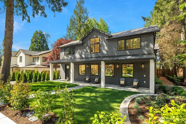 12416 NE 72nd Street, Kirkland, WA 98033