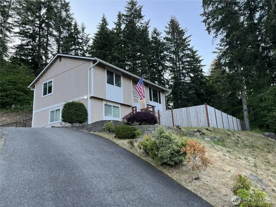 10 NE Anchor Court, Belfair, WA 98528 - #2