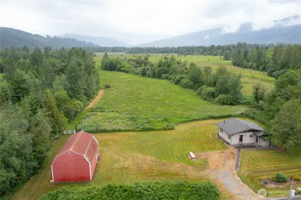 5473 Strand Road, Deming, WA 98244