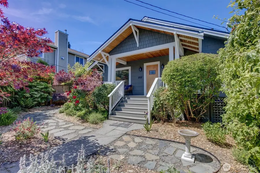 3437 38th Avenue Sw, Seattle, WA 98126 - #2