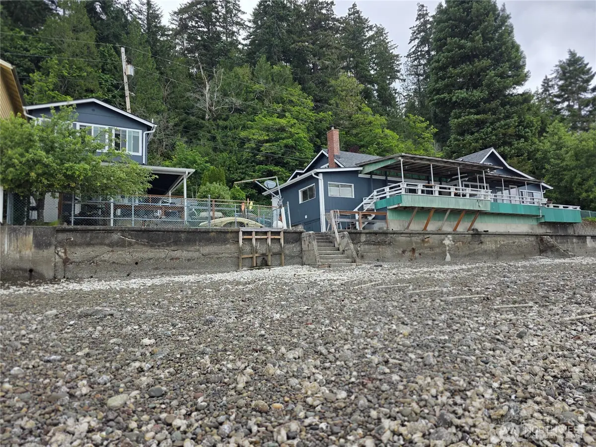 22730 N Us 101 N, Hoodsport, WA 98548 - #1