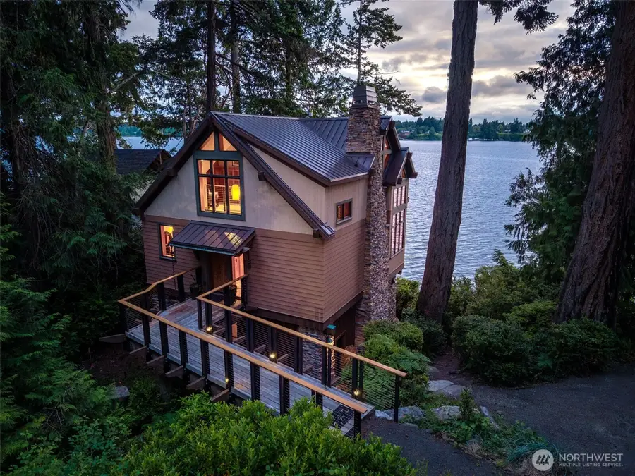 8641 Fernwood Street Ne, Olympia, WA 98516 - #2