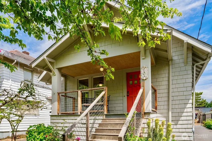 906 19th Avenue, Seattle, WA 98122 - #2