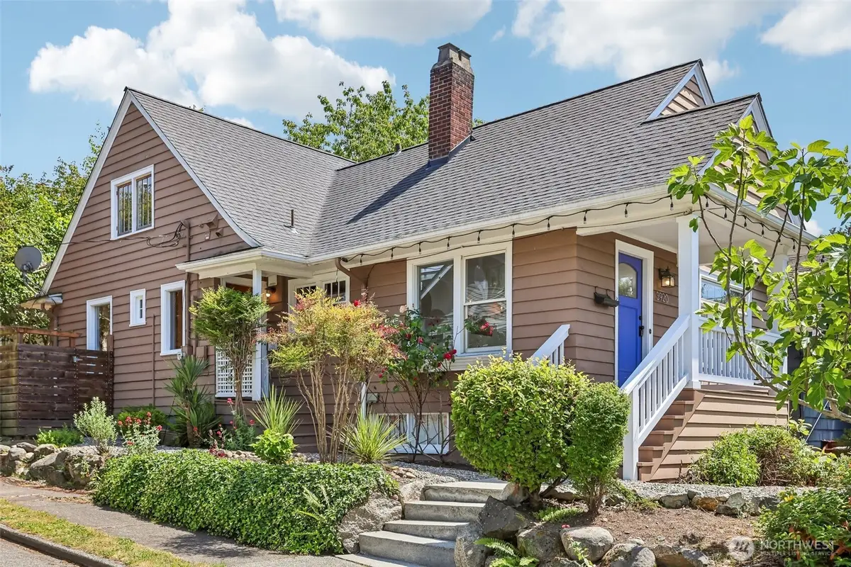 3920 Ashworth Avenue N, Seattle, WA 98103 - #1