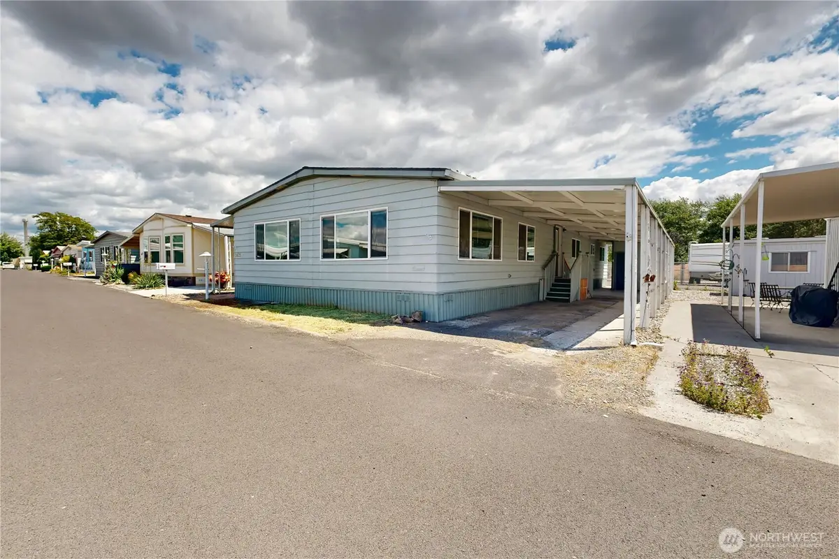 1425 Emerald Street, Walla Walla, WA 99362 - #1