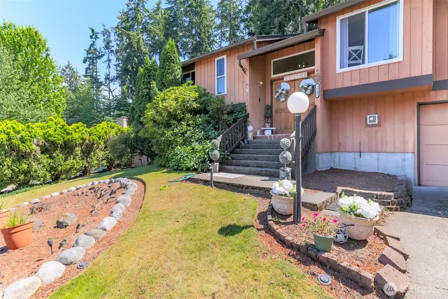 3542 71st Avenue W, University Place, WA 98466 - #3
