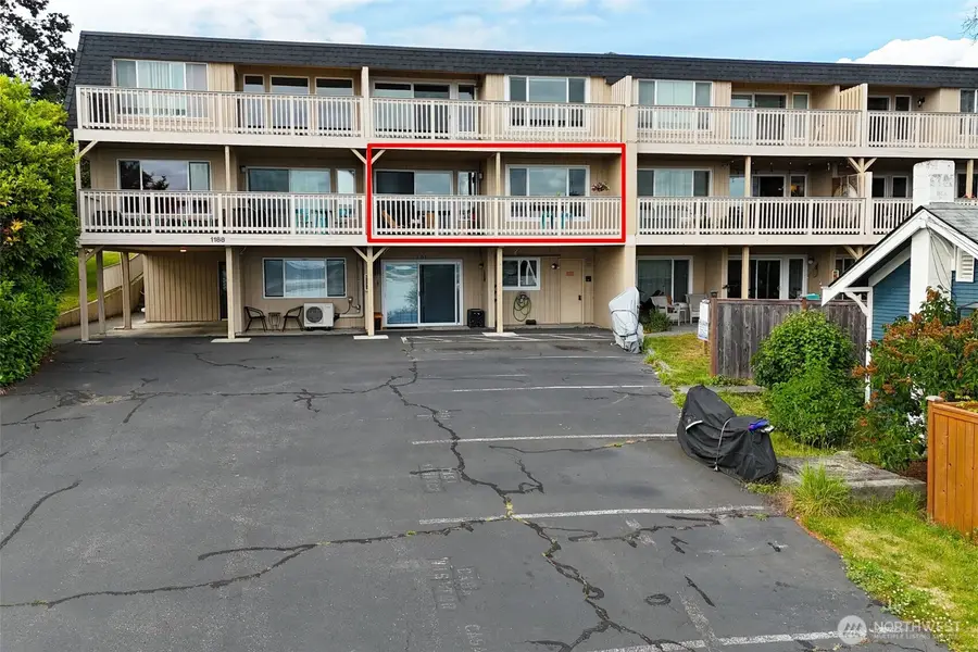 1199 9th Avenue #204, Oak Harbor, WA 98277 - #3