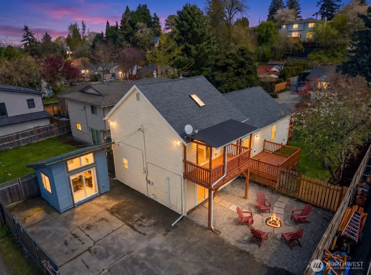 8109 15th Avenue Sw, Seattle, WA 98106 - #1