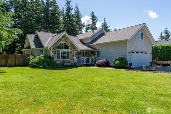 6898 Golf View Drive, Lynden, WA 98264