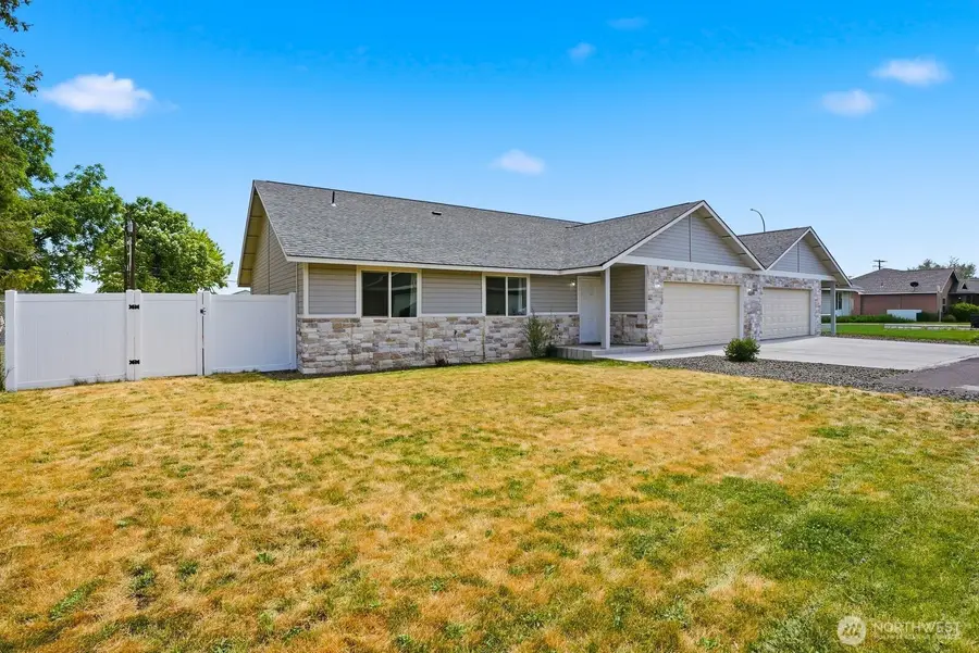 8003 Westbrook Avenue, Yakima, WA 98908 - #3