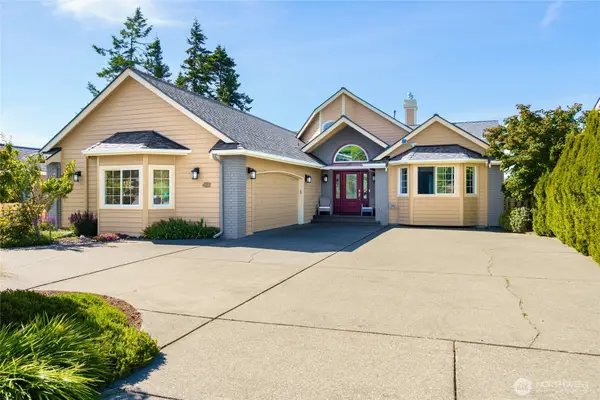 4211 Glasgow Way, Anacortes, WA 98221