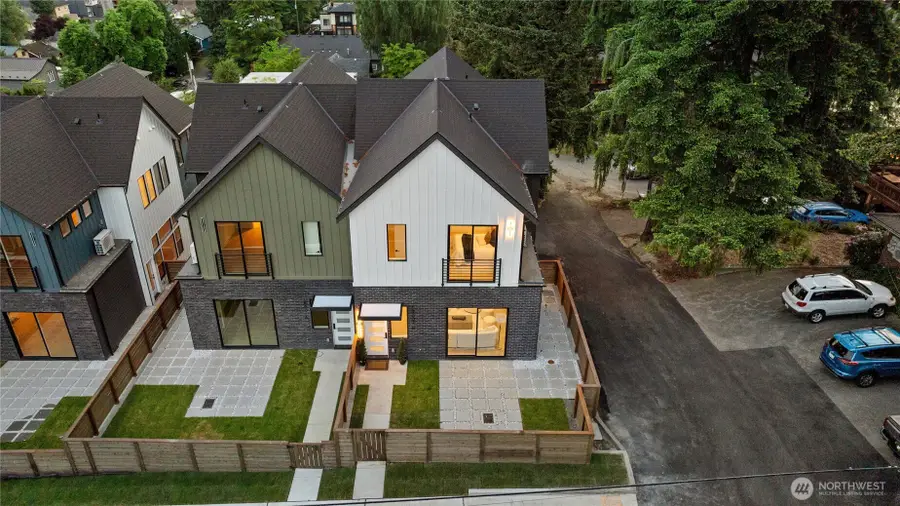 18607 104th Avenue Ne #A, Bothell, WA 98011 - #2