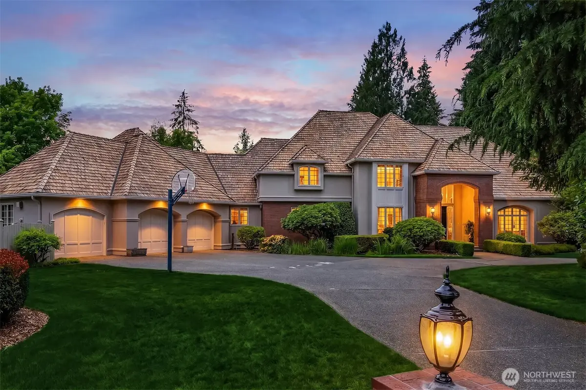 13905 212th Drive Ne, Woodinville, WA 98077 - #1