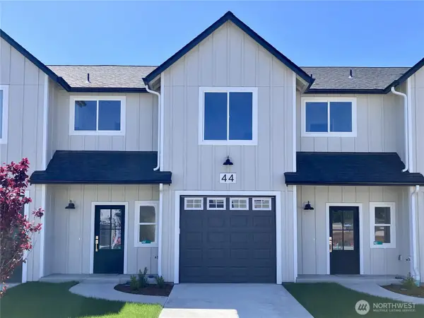 44 Sussex Court, Sequim, WA 98382
