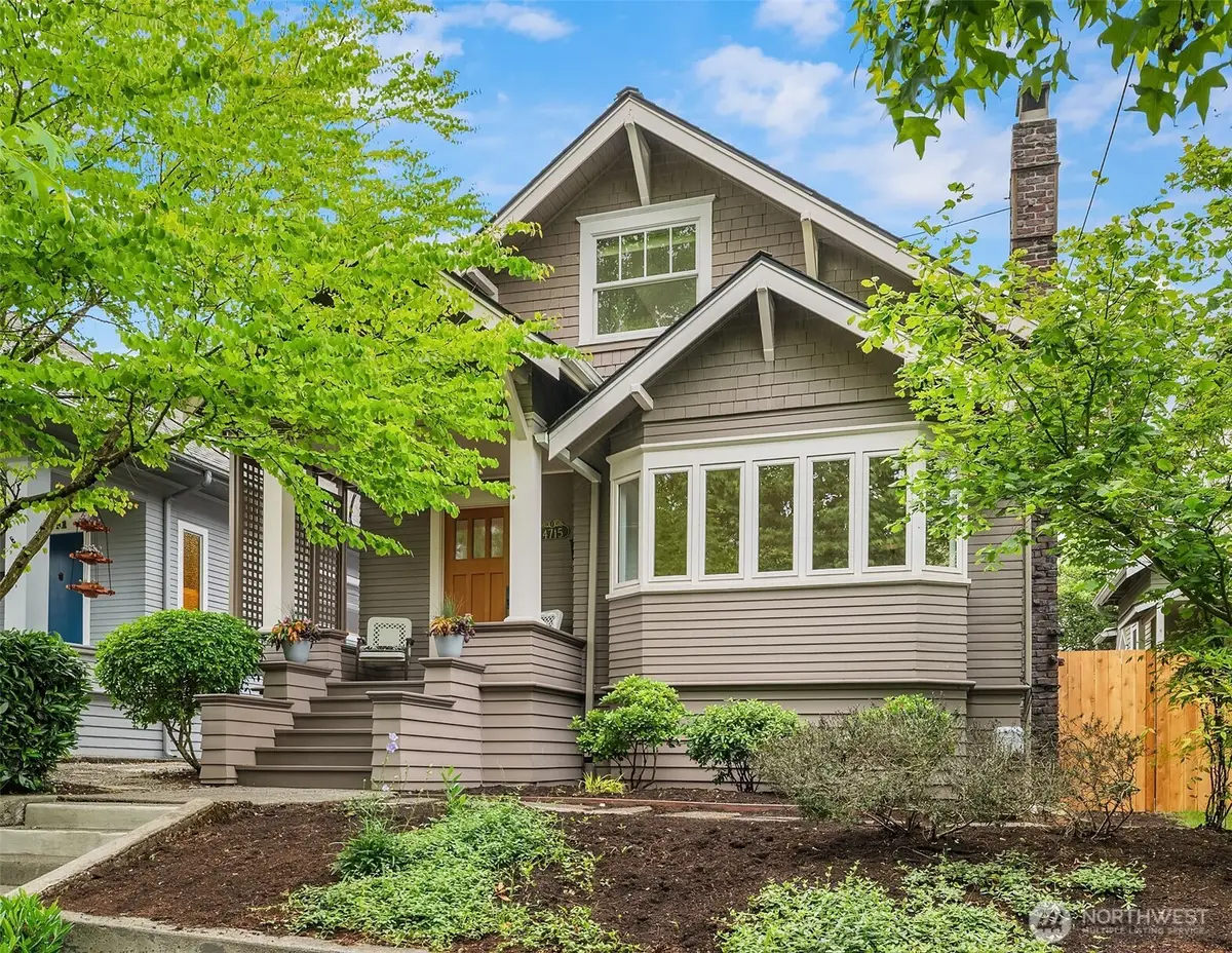 4715 Densmore Avenue N, Seattle, WA 98103 - #1
