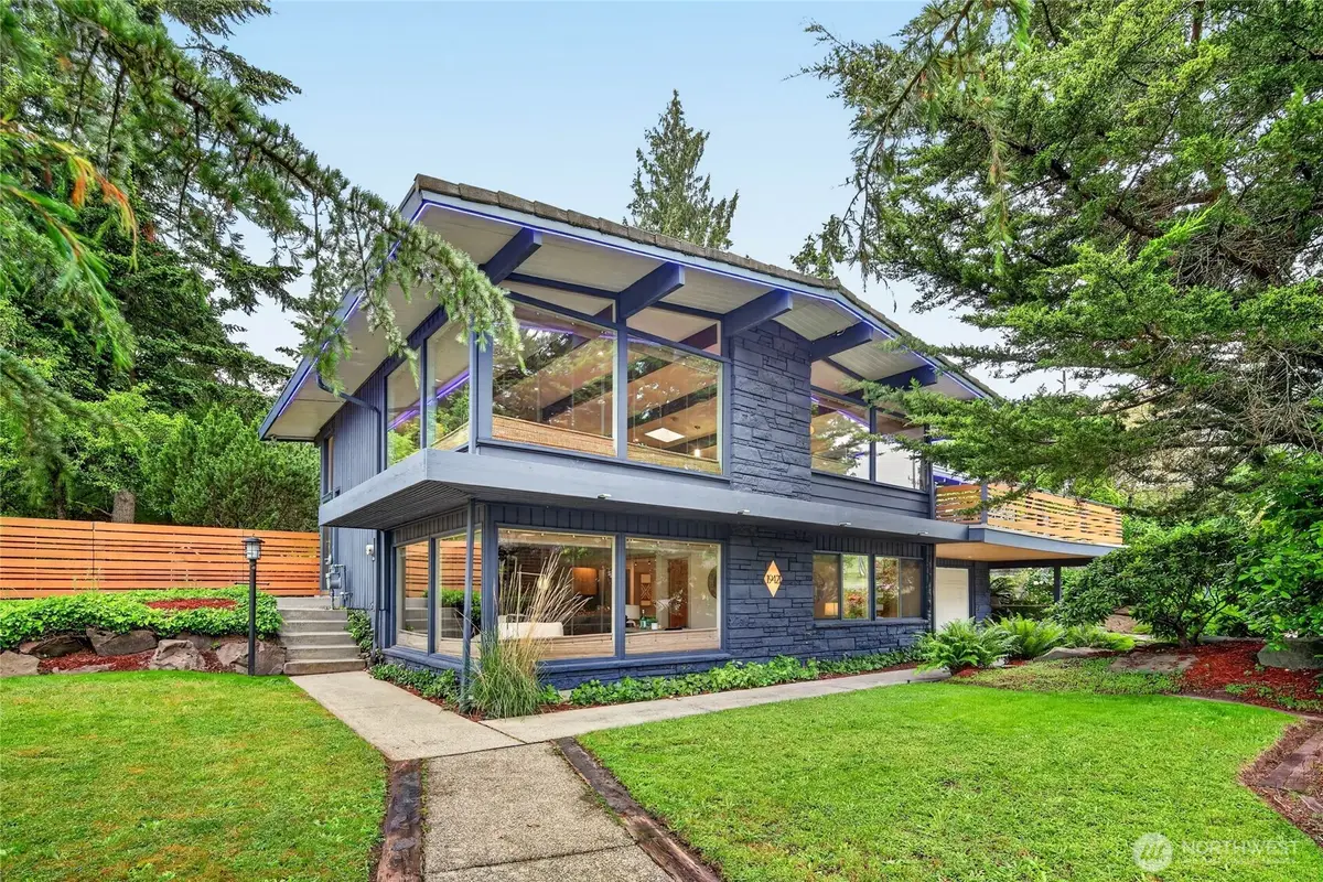 19421 46th Avenue Ne, Lake Forest Park, WA 98155 - #1