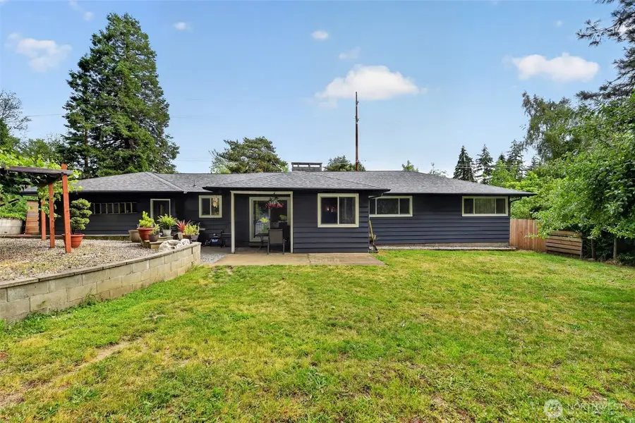 621 E Summa Street, Centralia, WA 98531 - #3