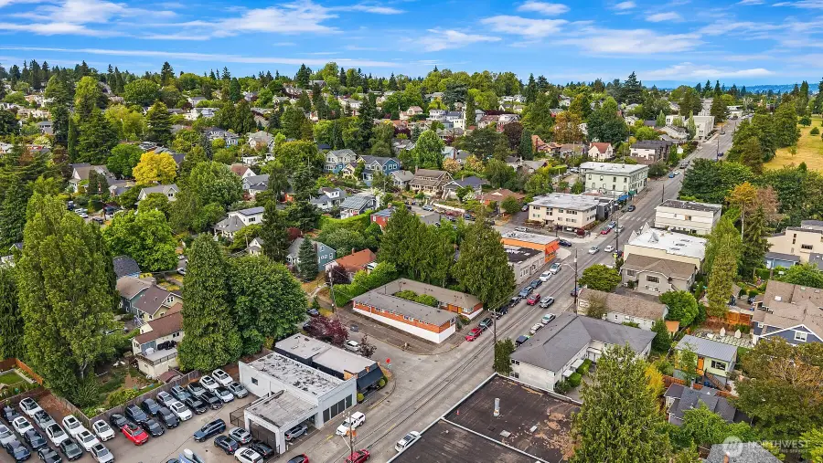 2800 NE 55th Street, Seattle, WA 98105 - #2