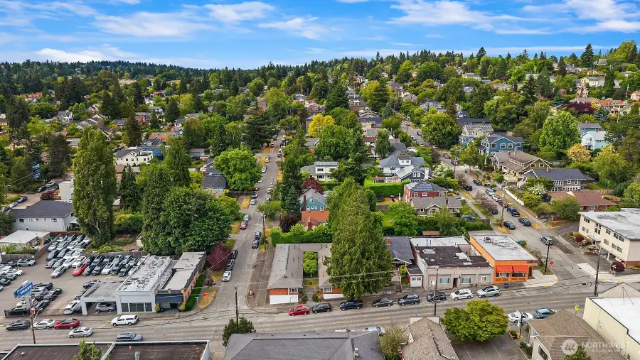 2800 NE 55th Street, Seattle, WA 98105 - #3