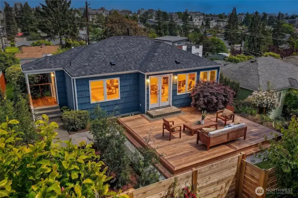 4402 49th Avenue Sw, Seattle, WA 98116