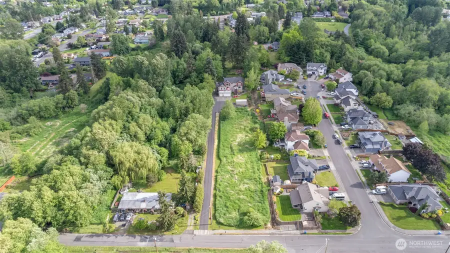 1024 12th Avenue Sw, Puyallup, WA 98371 - #2