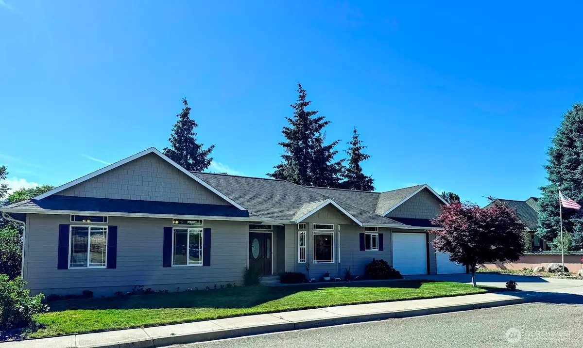 1511 N Anne Avenue, East Wenatchee, WA 98802 - #1