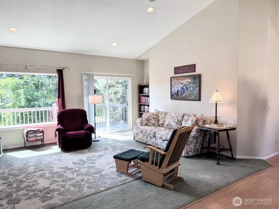 1511 N Anne Avenue, East Wenatchee, WA 98802 - #2