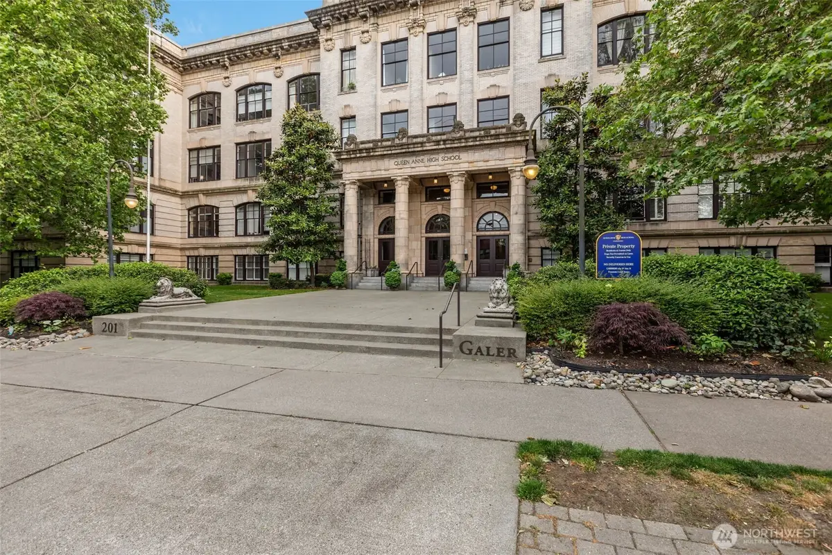 201 Galer Street #320, Seattle, WA 98109 - #1