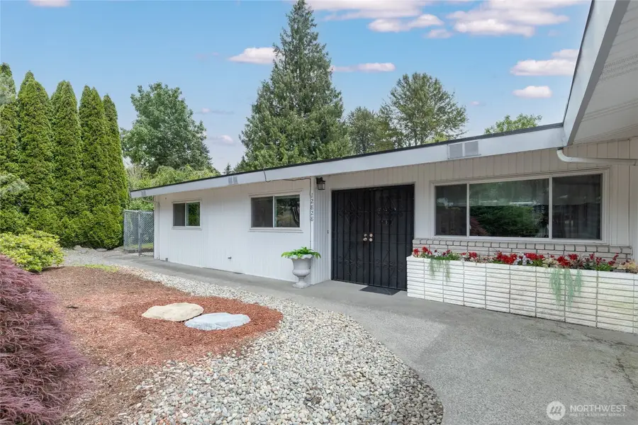 12828 78th Avenue S, Seattle, WA 98178 - #2