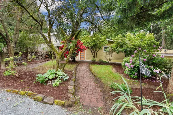 3815 NE 113th Street, Seattle, WA 98125