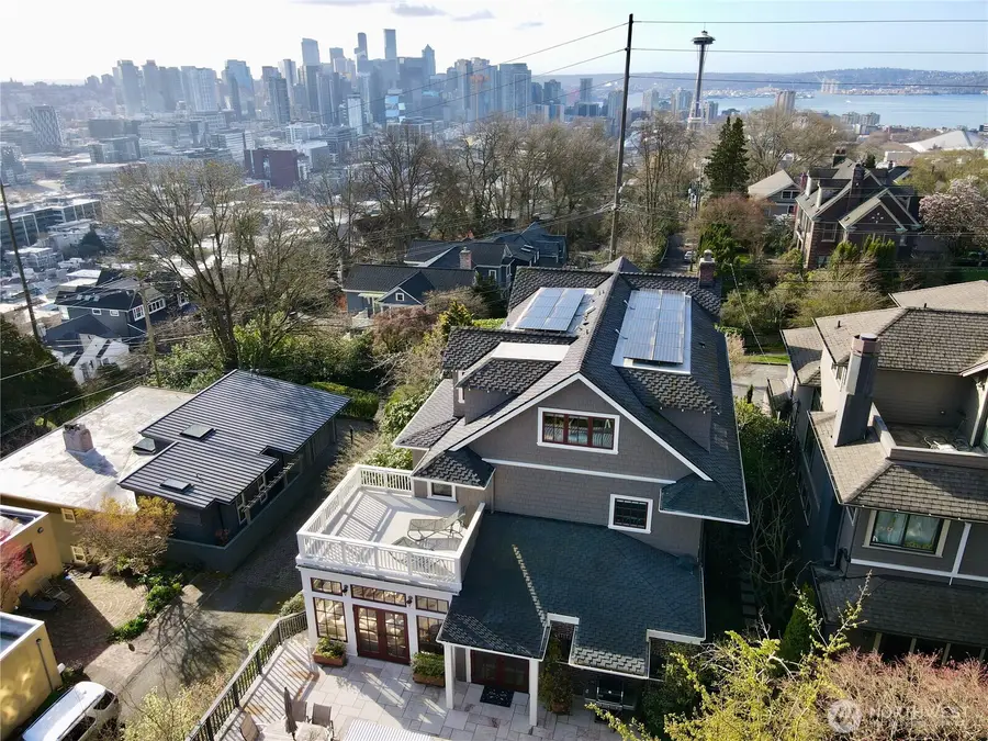 406 Galer Street, Seattle, WA 98109 - #2