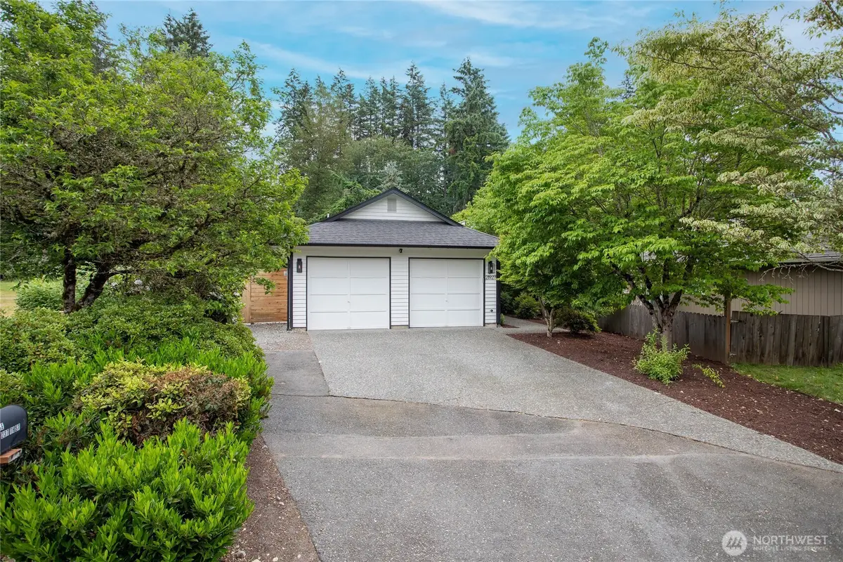 21927 SE 237th St, Maple Valley, WA 98038 - #1