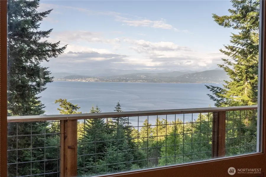 1058 Dana Circle, Lummi Island, WA 98262 - #3