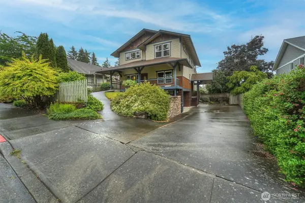 2329 NE Thistle Court, Poulsbo, WA 98370