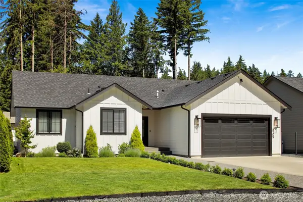8209 Colfax Court, Maple Falls, WA 98266