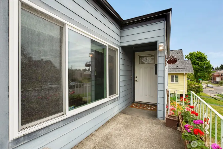 407 S 50th Street, Tacoma, WA 98408 - #3