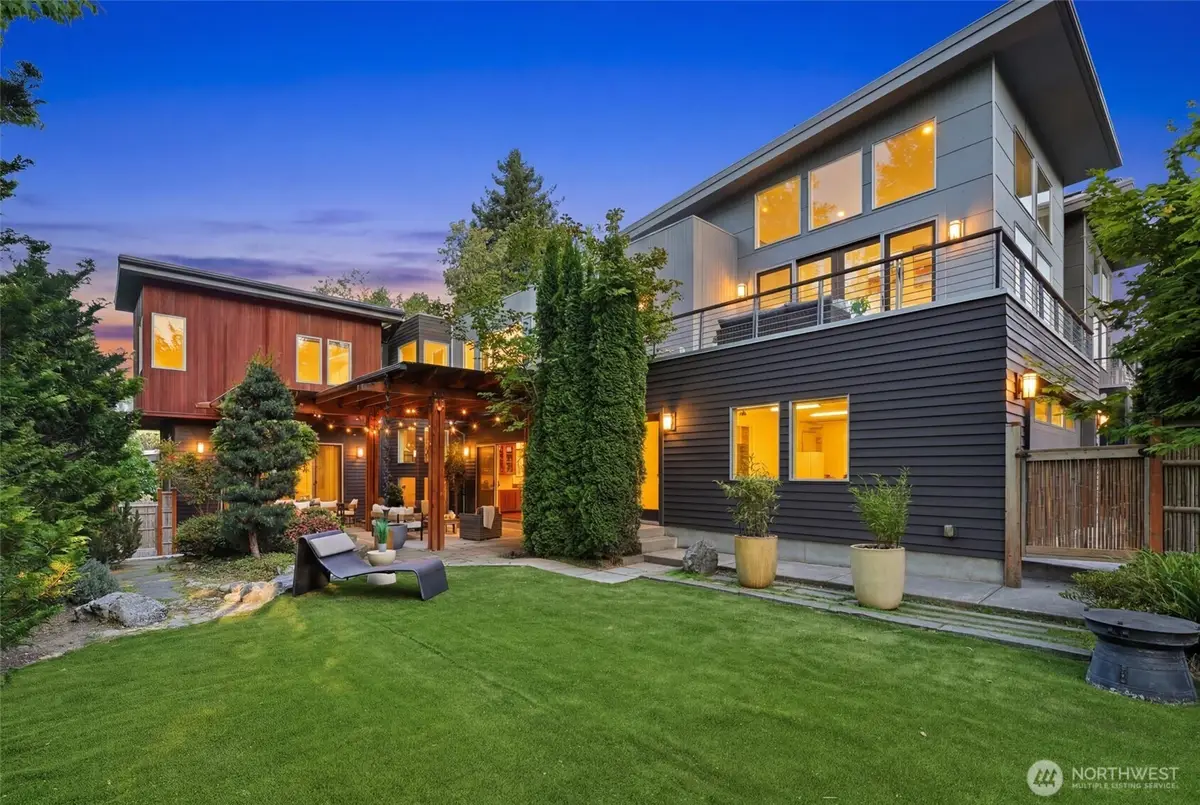 1533 38th Avenue E, Seattle, WA 98112 - #1