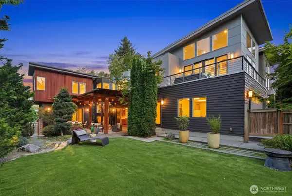 1533 38th Avenue E, Seattle, WA 98112