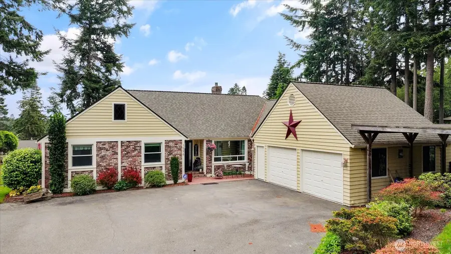 1596 Links Way, Oak Harbor, WA 98277 - #2