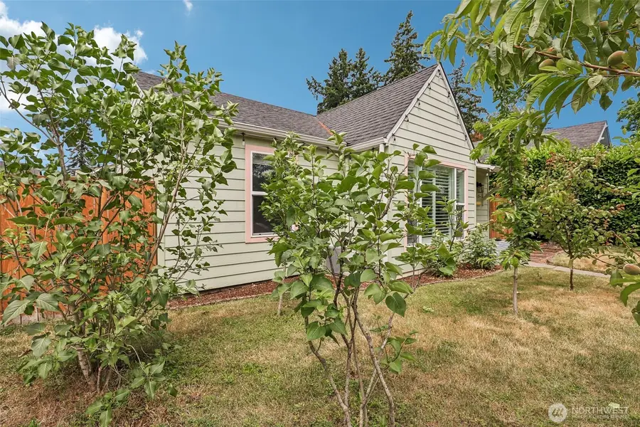 304 W 32nd Street, Vancouver, WA 98660 - #3