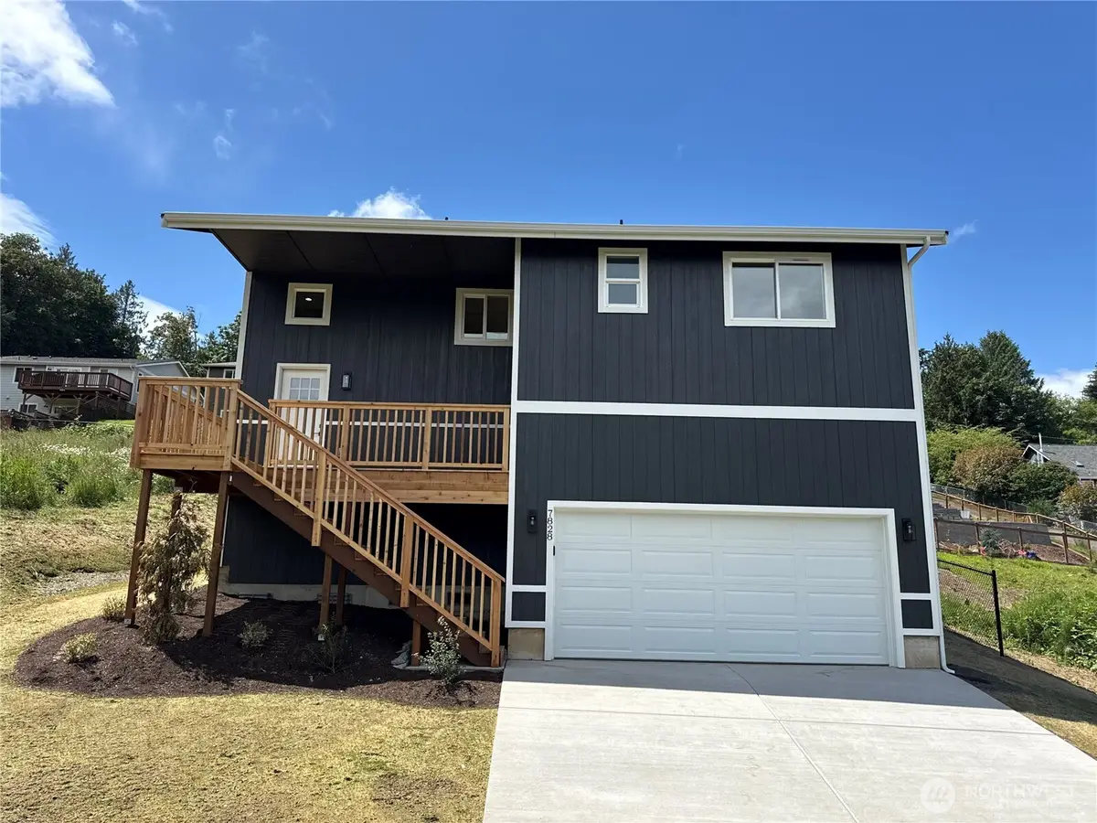 7828 E Jessica Way, Port Orchard, WA 98366 - #1