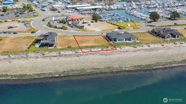 2207 Skyline Way, Anacortes, WA 98221