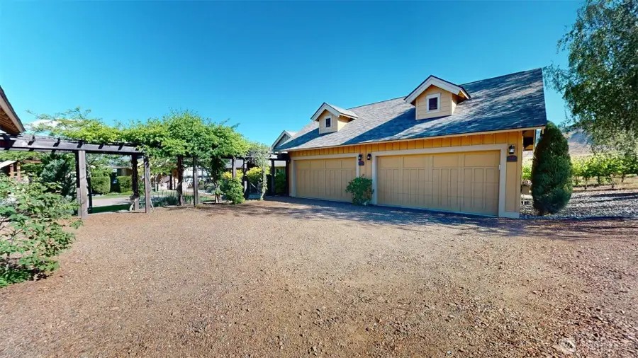 102 Village Way, Oroville, WA 98844 - #2