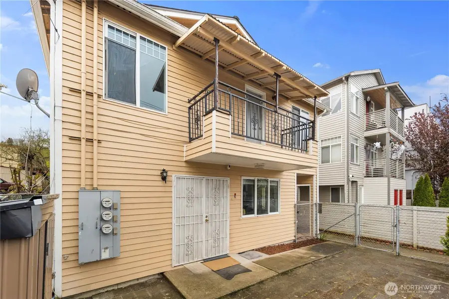 3317 Claremont Avenue S, Seattle, WA 98144 - #2